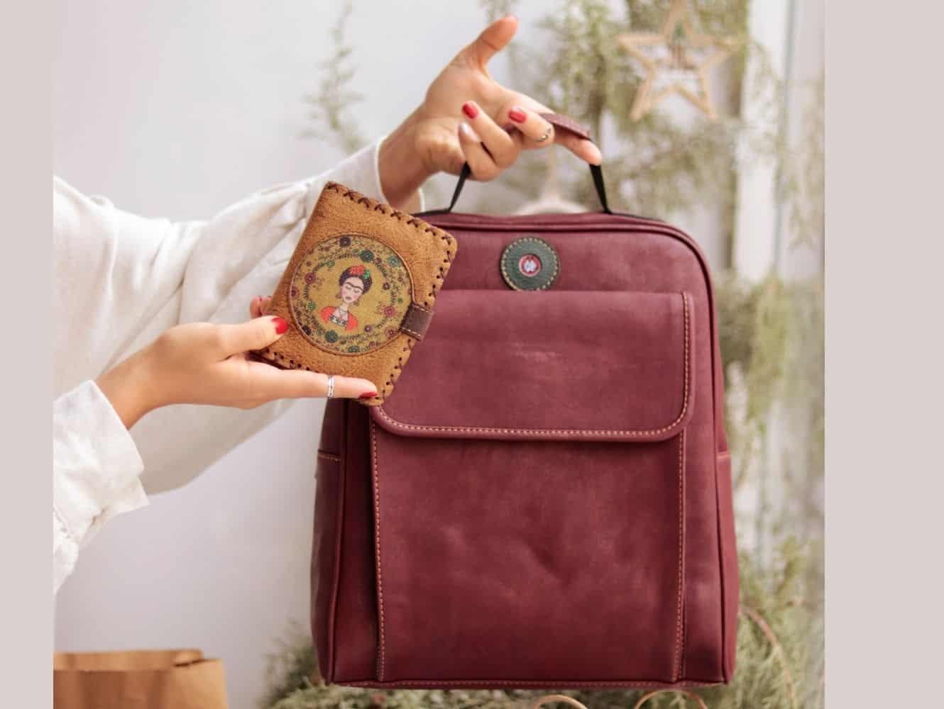 Sade Desen Unisex Bordo Çanta, Frida Hardal Cüzdan Hem Sırt Hem Capraz Hem Elde Etnik Bohem Style KOMBIN