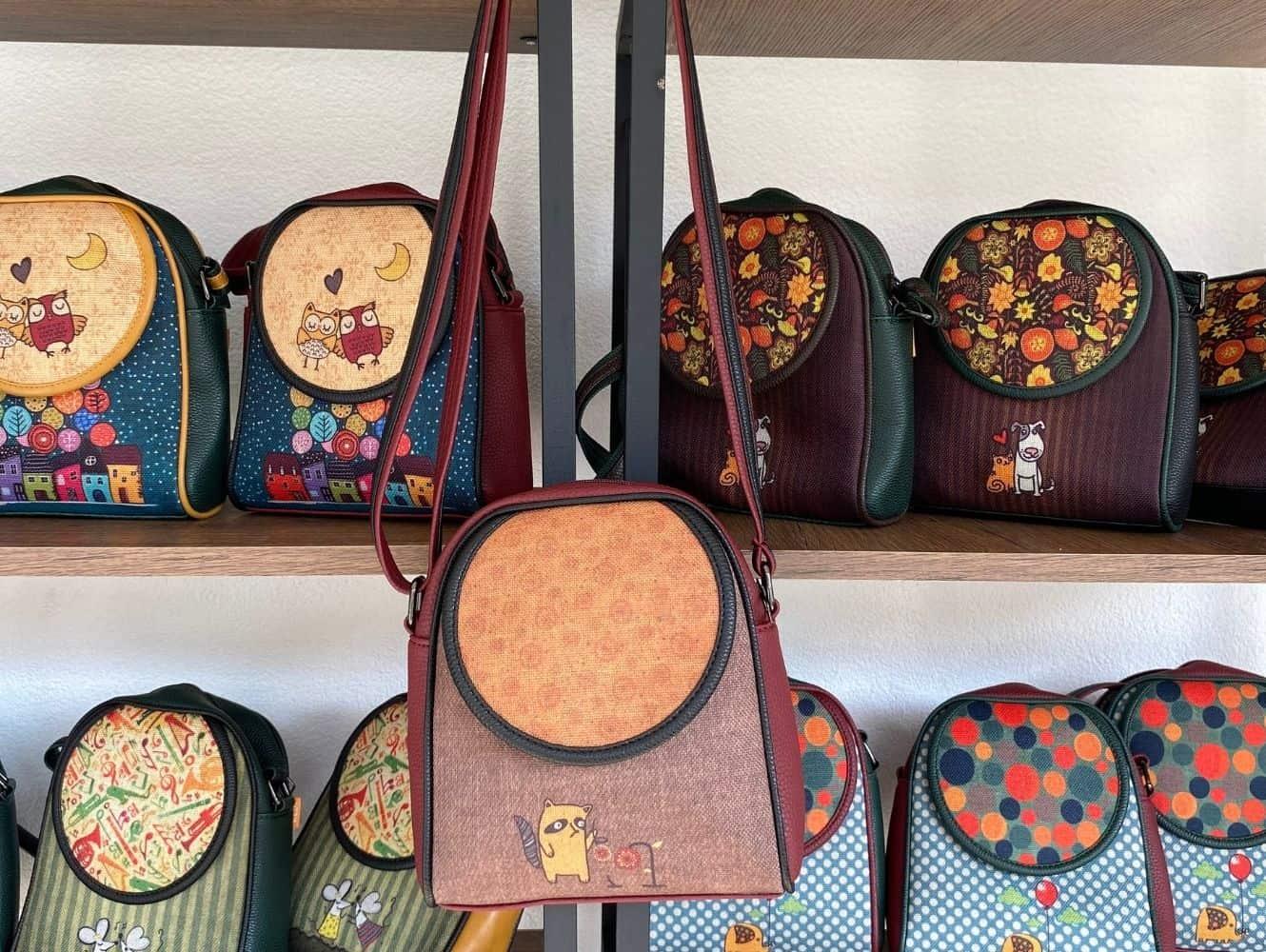 Rakun Figürlü Küçük Postacı Omuz Çantası Etnik Bohem Style - Bordo